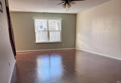 527 S Cobblestone Court Bloomington IN 47403