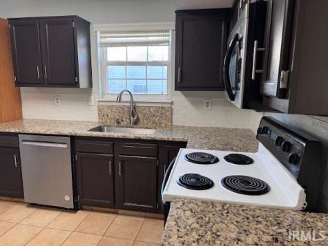 527 S Cobblestone Court Bloomington IN 47403