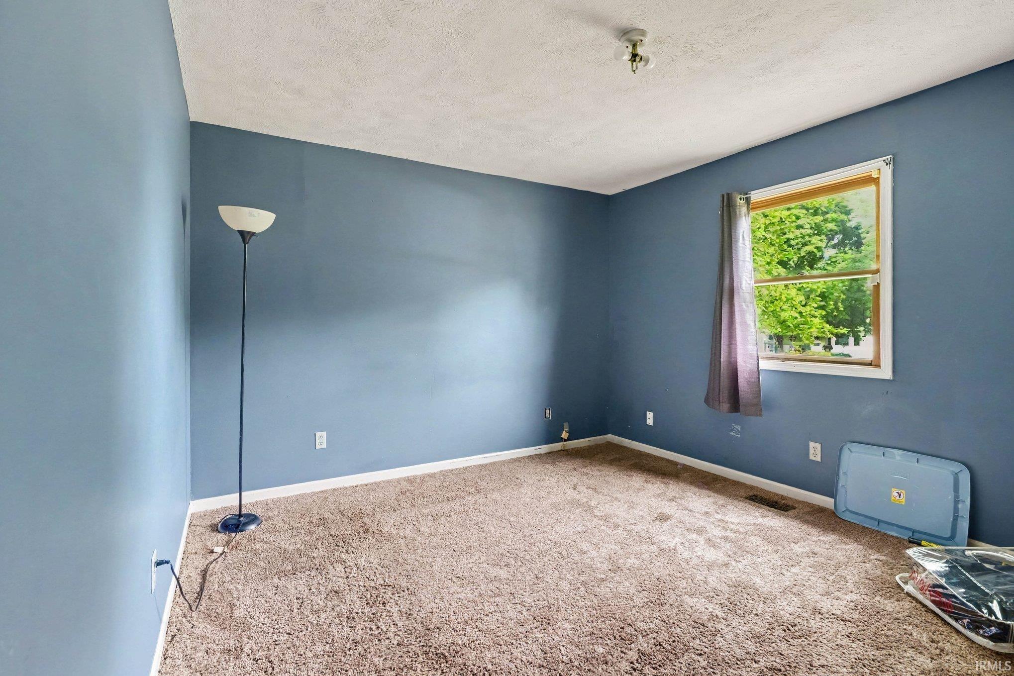 24320 Lynn Drive Elkhart IN 46517