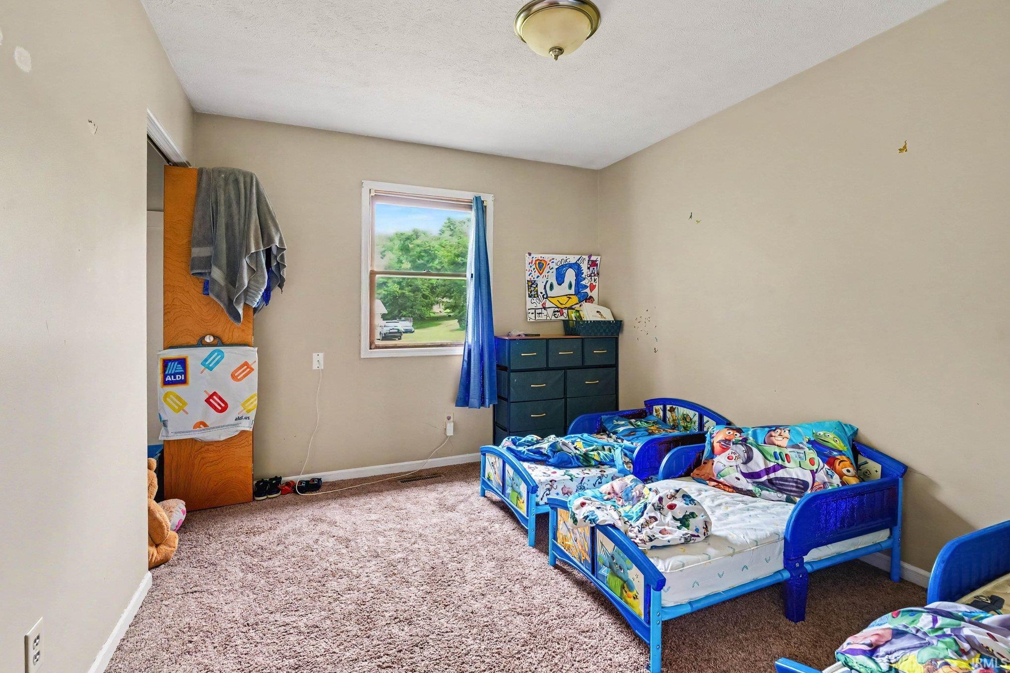 24320 Lynn Drive Elkhart IN 46517