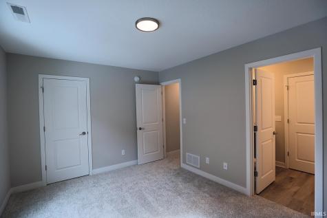 838 Lavina Street Fort Wayne IN 46802