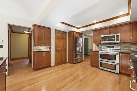 10824 Brandy Oak Run Fort Wayne IN 46845