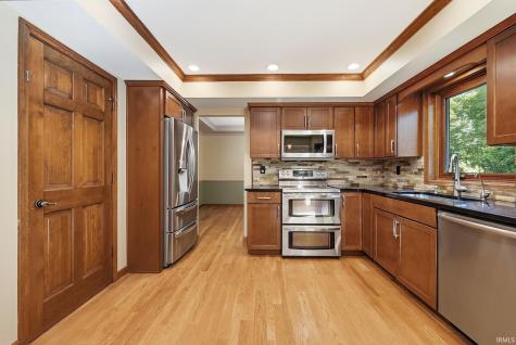 10824 Brandy Oak Run Fort Wayne IN 46845