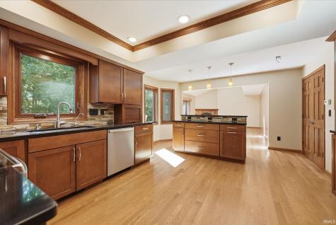 10824 Brandy Oak Run Fort Wayne IN 46845