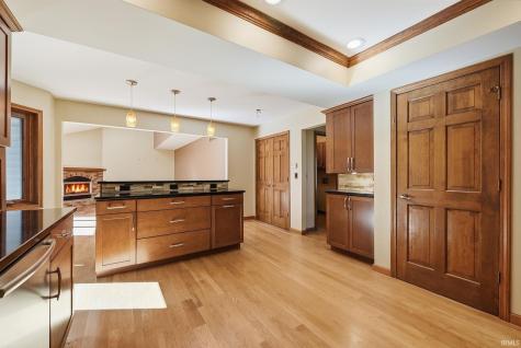10824 Brandy Oak Run Fort Wayne IN 46845