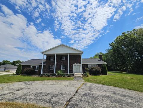 148 S Hickory Corner Road Vincennes IN 47591