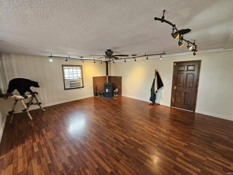148 S Hickory Corner Road Vincennes IN 47591