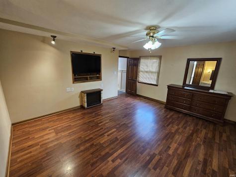 148 S Hickory Corner Road Vincennes IN 47591