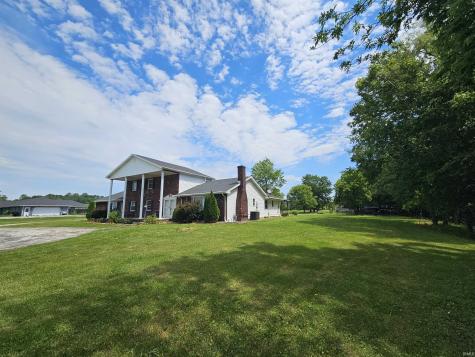 148 S Hickory Corner Road Vincennes IN 47591