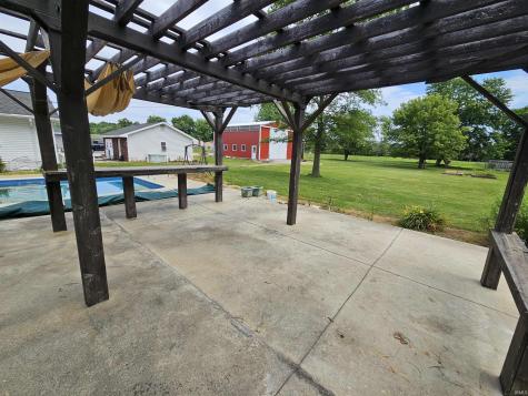 148 S Hickory Corner Road Vincennes IN 47591