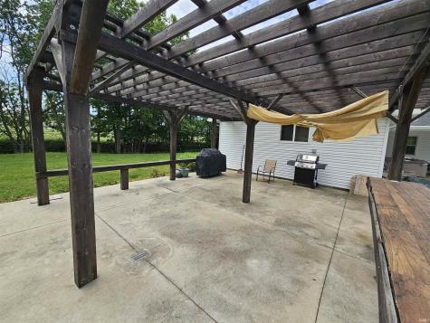 148 S Hickory Corner Road Vincennes IN 47591