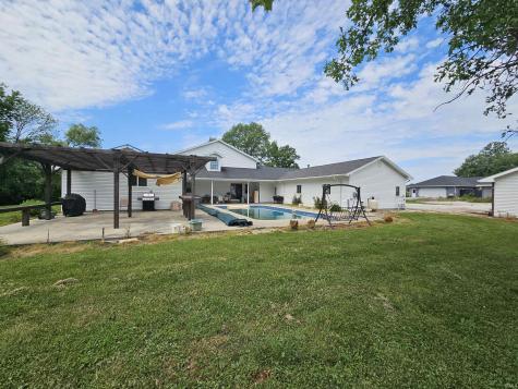 148 S Hickory Corner Road Vincennes IN 47591