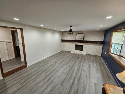 148 S Hickory Corner Road Vincennes IN 47591