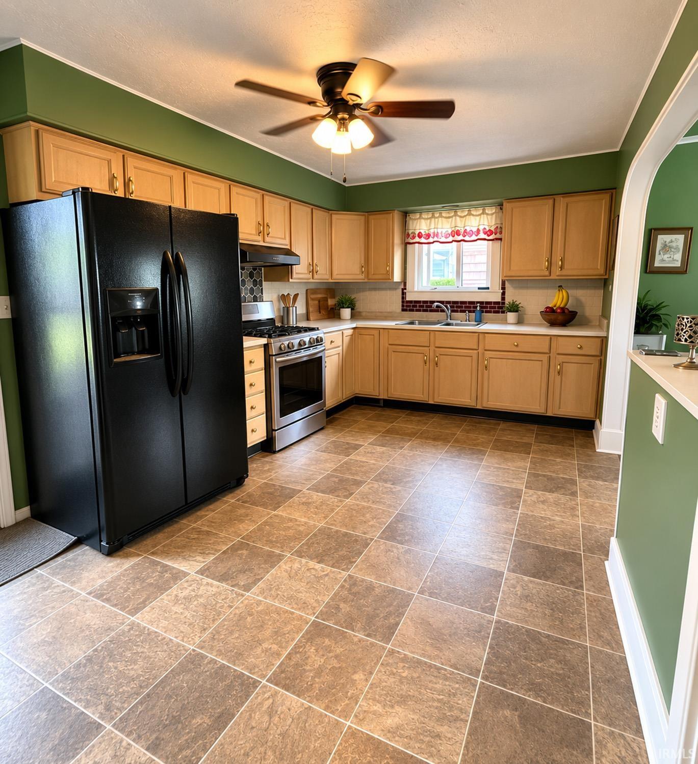 916 N Center Street Bremen IN 46506
