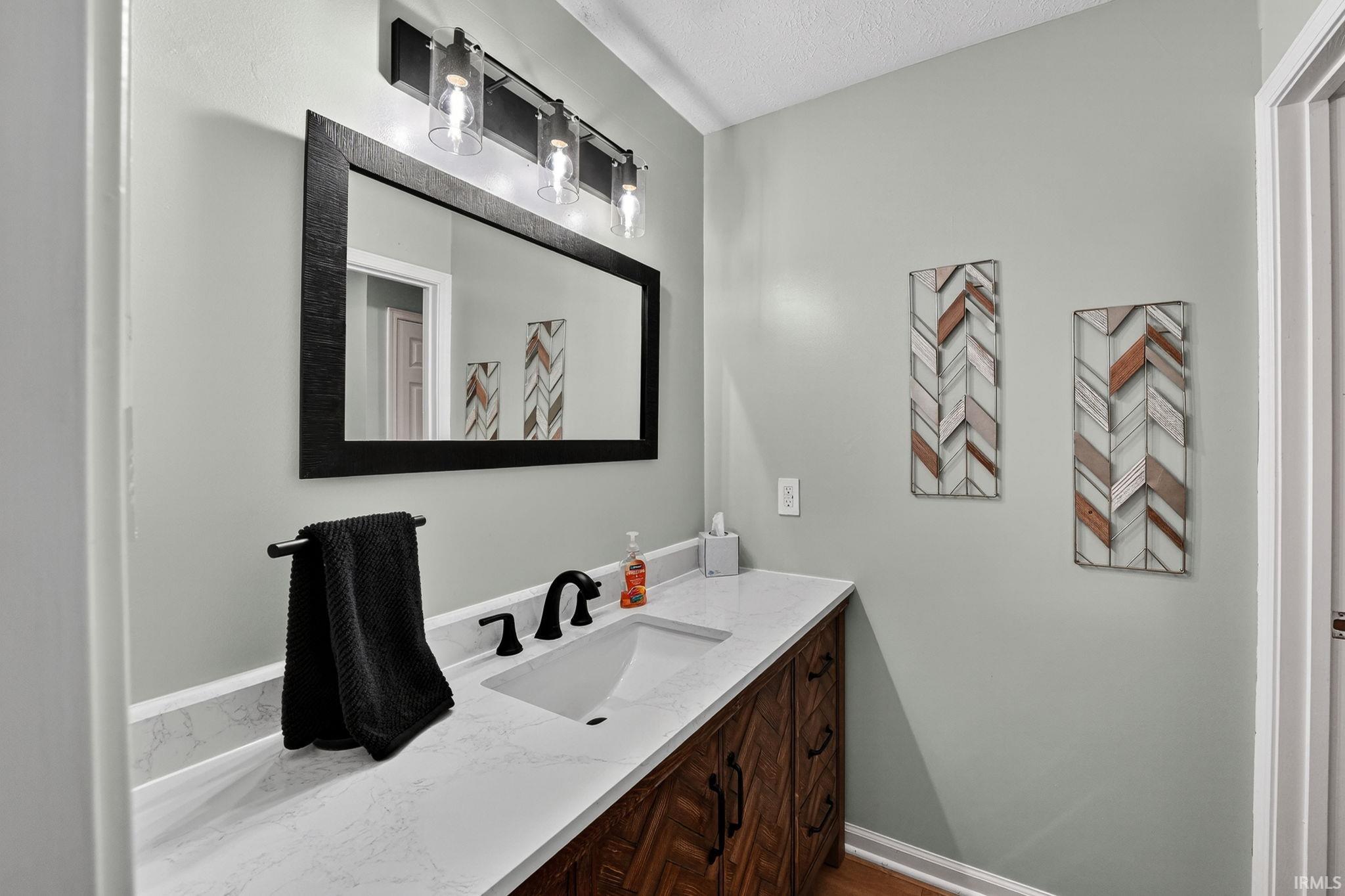 51679 Stoneham Way Granger IN 46530
