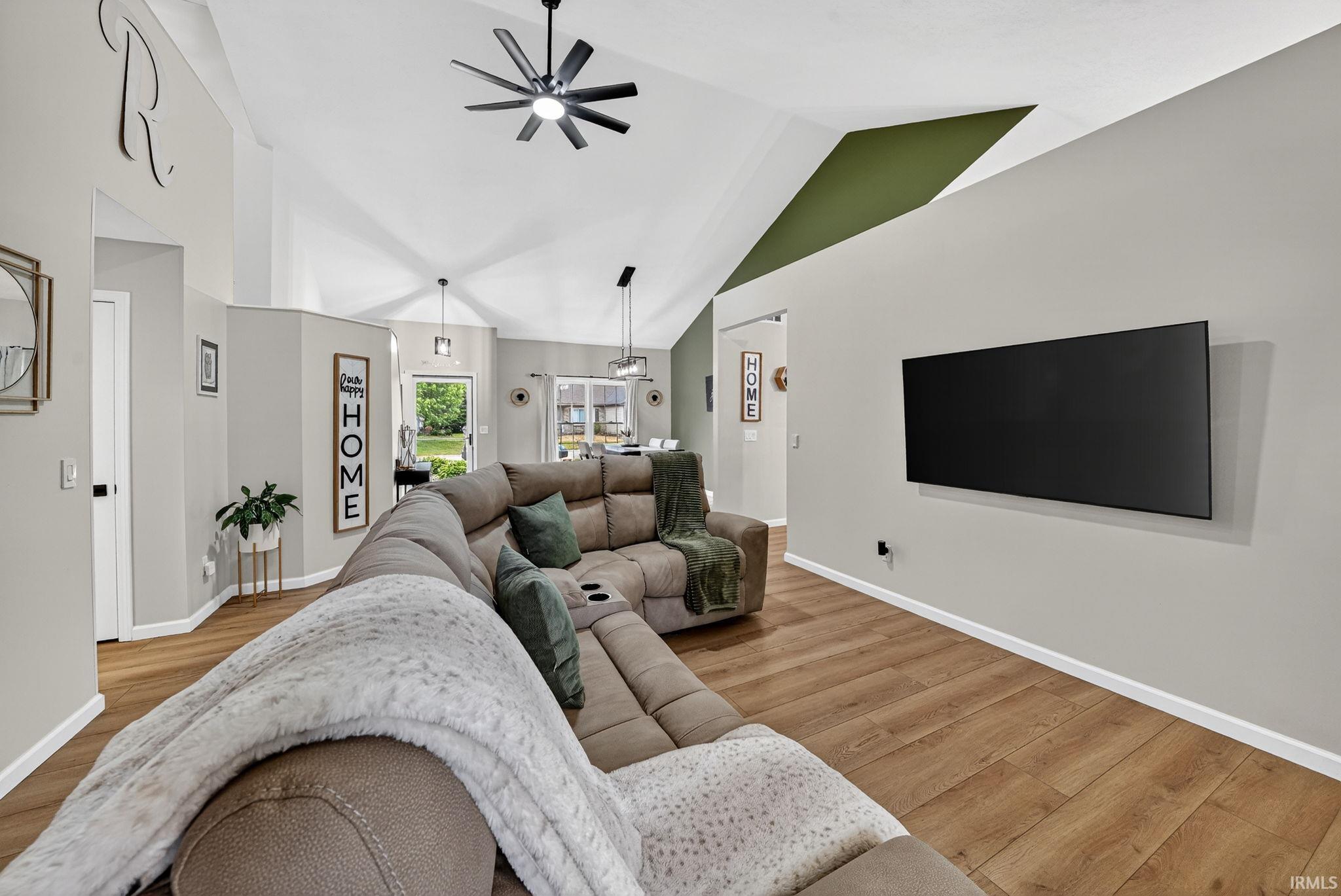51679 Stoneham Way Granger IN 46530