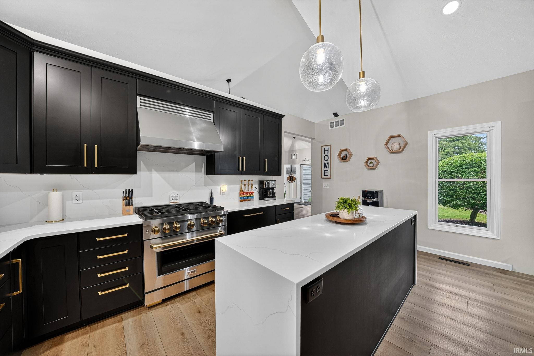 51679 Stoneham Way Granger IN 46530