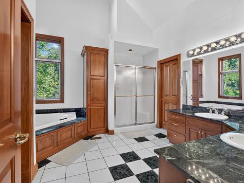 7730 Inverness Glens Drive Fort Wayne IN 46804