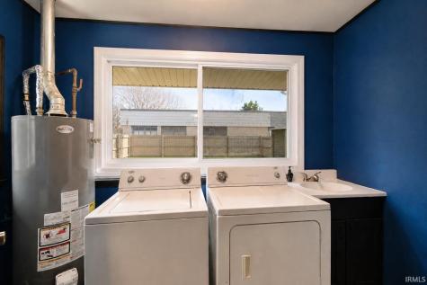 521 E Jackson Street Mulberry IN 46058