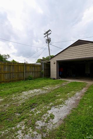 521 E Jackson Street Mulberry IN 46058