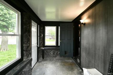 521 E Jackson Street Mulberry IN 46058