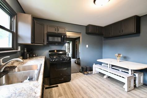 521 E Jackson Street Mulberry IN 46058