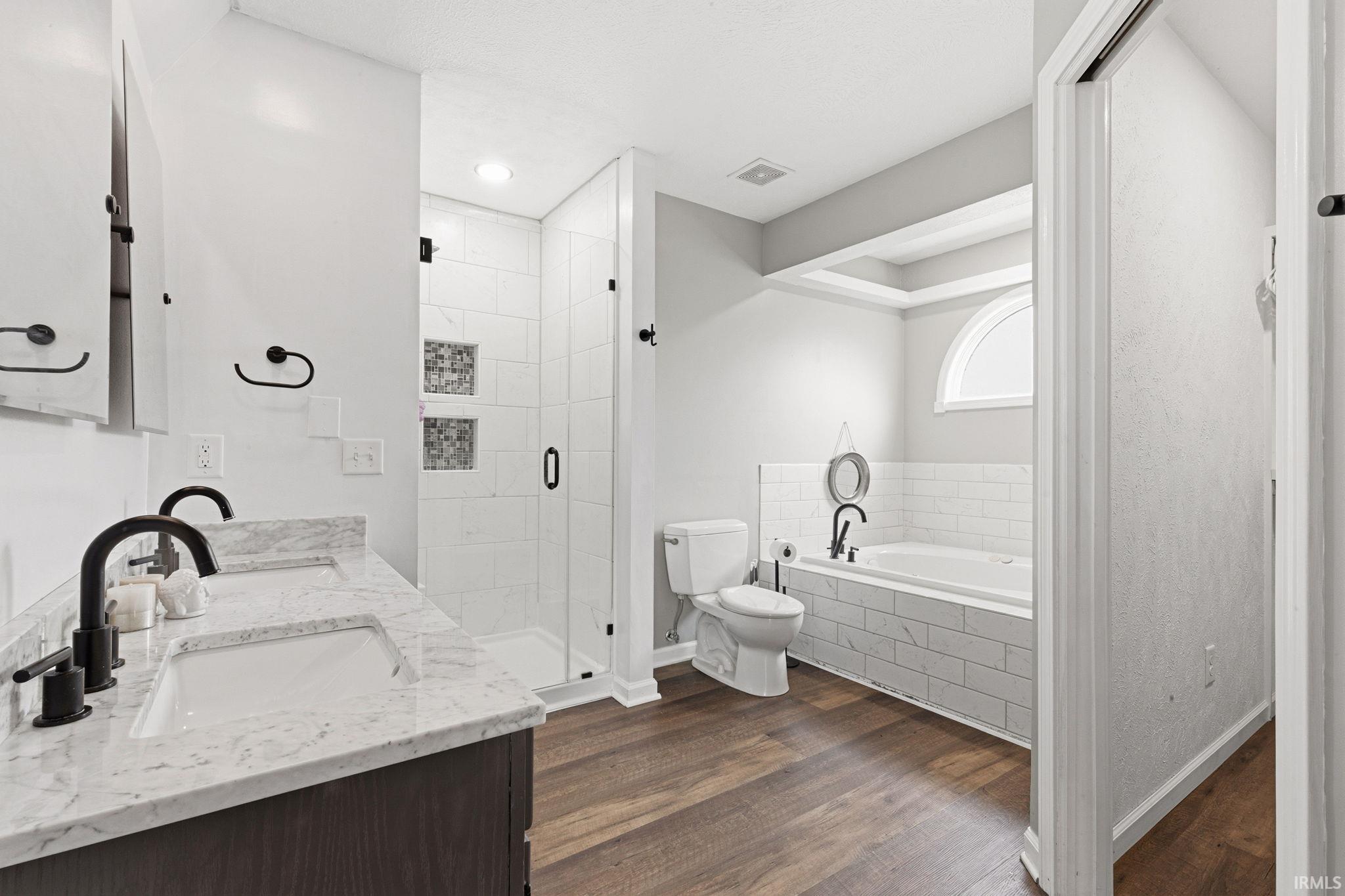 3905 Doral Lane Elkhart IN 46517