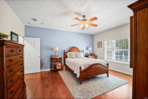 663 N Admirals Pointe Drive Lafayette IN 47909