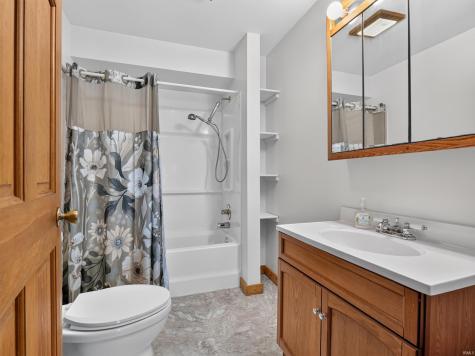 1804 Lower Huntington Road Fort Wayne IN 46819