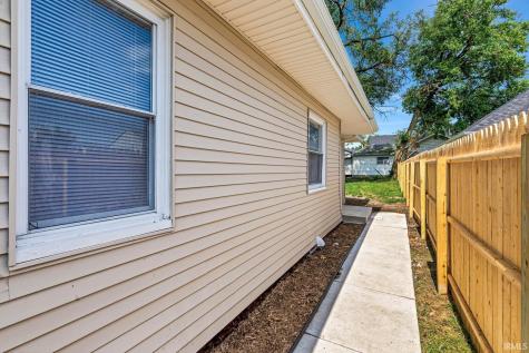 521 Howard Street South Bend IN 46617