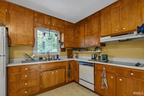 2213 S Sussex Drive Bloomington IN 47401