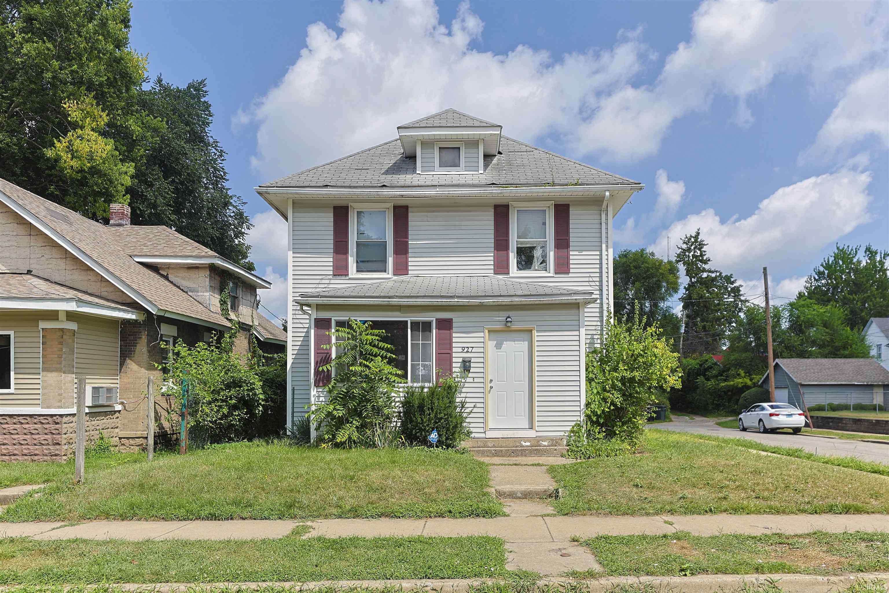 927 E Indiana Avenue South Bend IN 46613