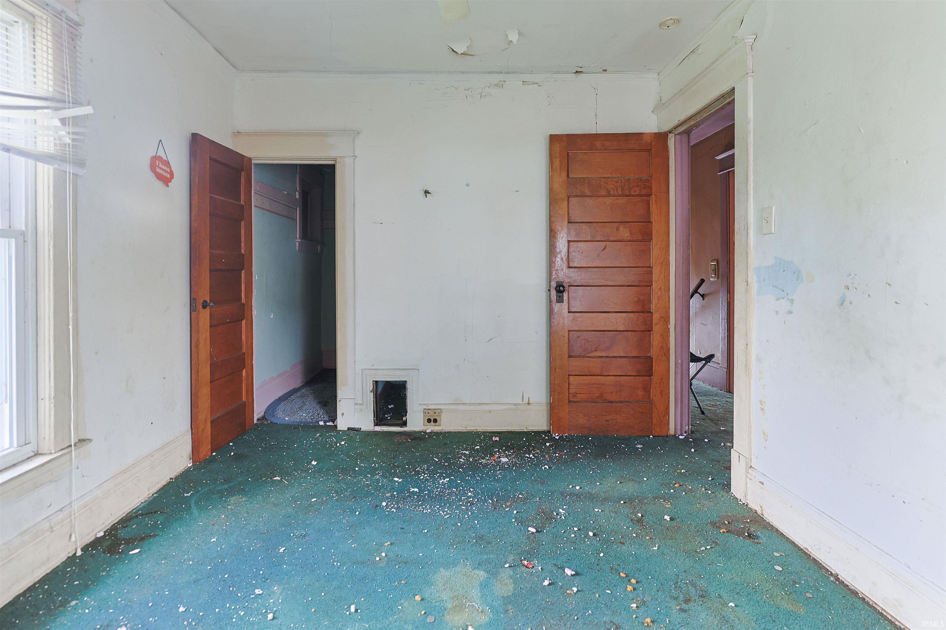 927 E Indiana Avenue South Bend IN 46613