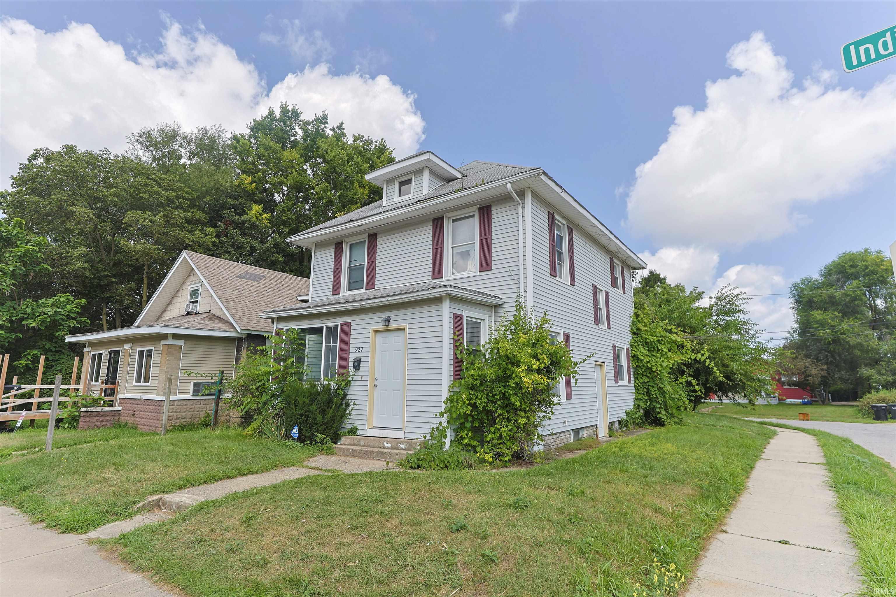 927 E Indiana Avenue South Bend IN 46613