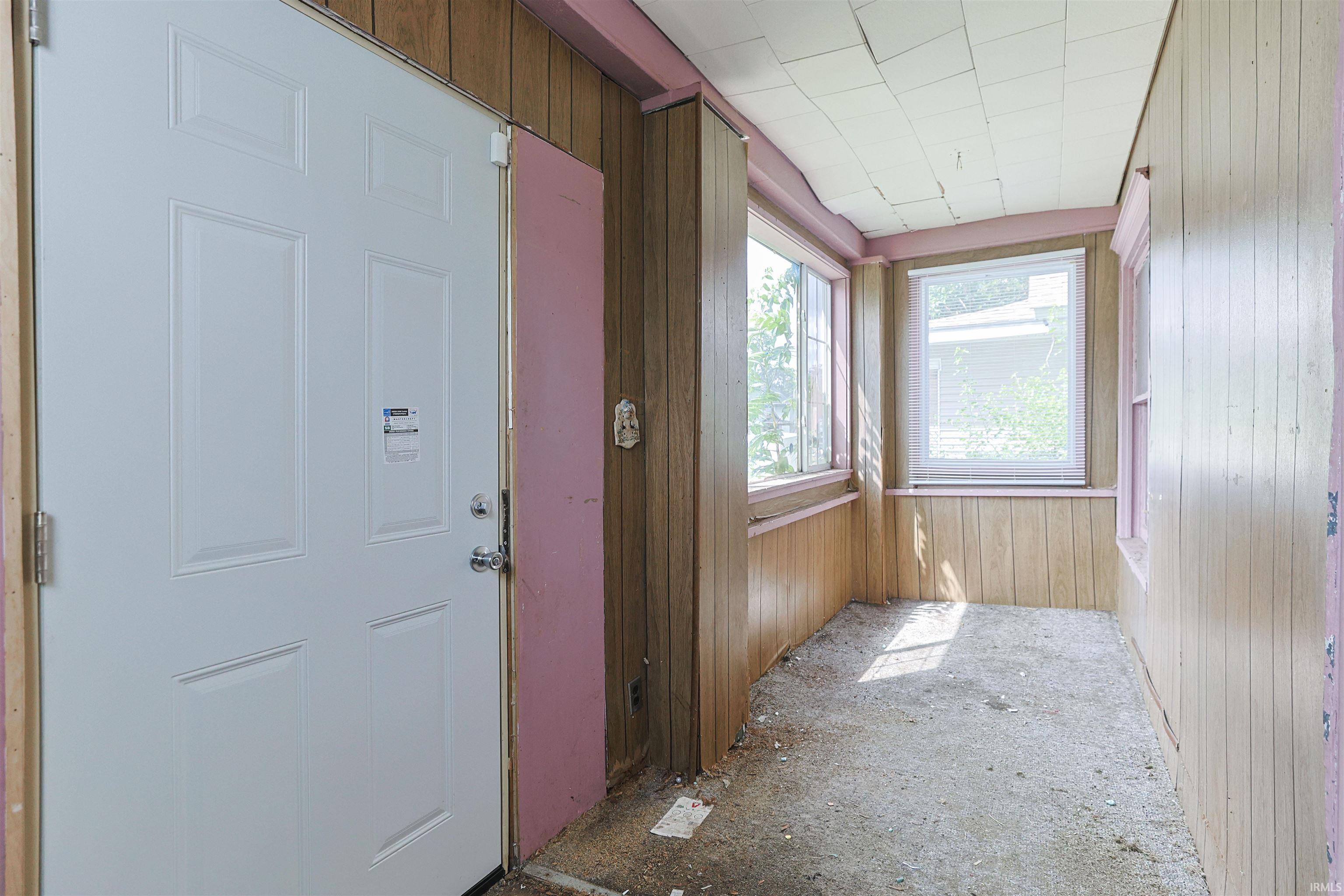 927 E Indiana Avenue South Bend IN 46613