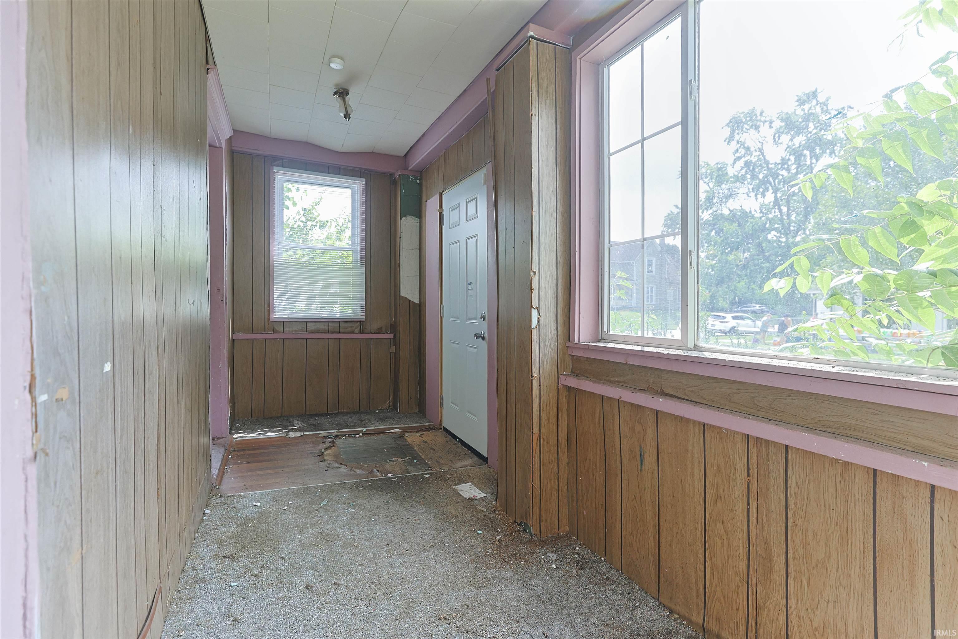 927 E Indiana Avenue South Bend IN 46613