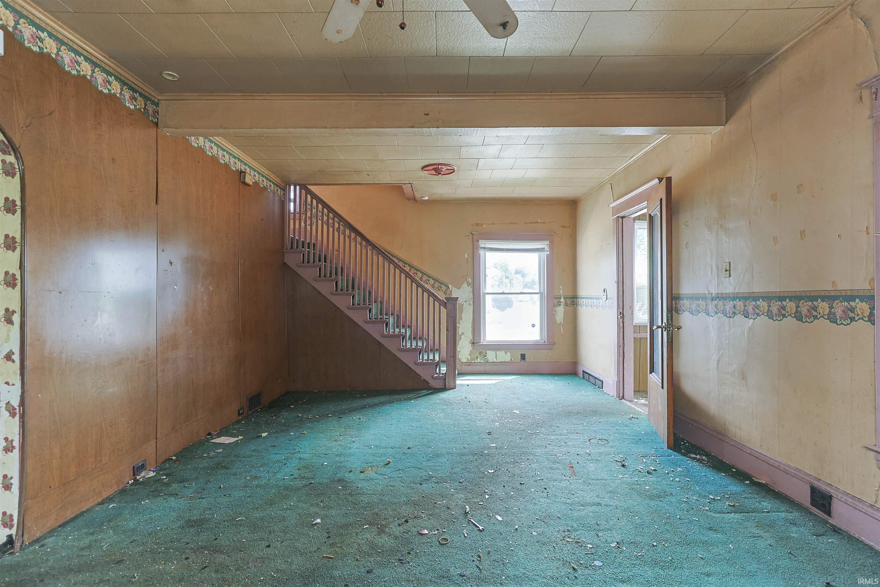 927 E Indiana Avenue South Bend IN 46613