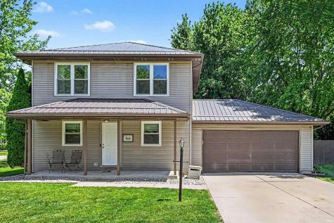 401 Pleasant Acres Nappanee IN 46550