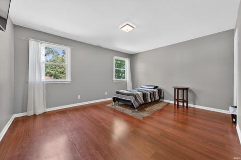 12415 S 950 E Galveston IN 46932