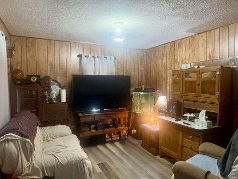 517 Stephens Street Shoals IN 47581