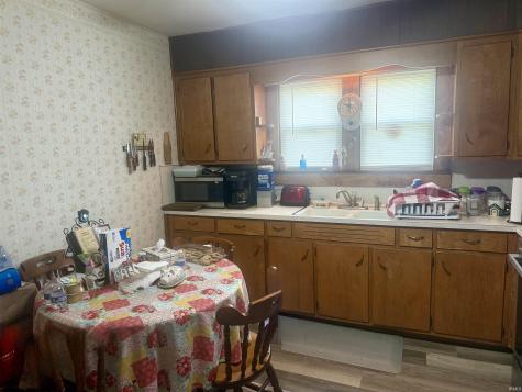 517 Stephens Street Shoals IN 47581