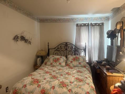517 Stephens Street Shoals IN 47581