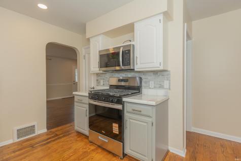 4904 Conlin Avenue Evansville IN 47715