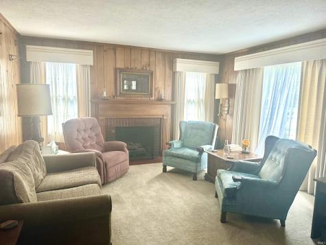 400 S Umbarger Road Muncie IN 47304