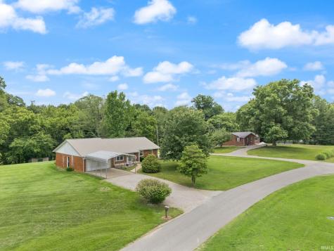 1104 34th Street Tell City IN 47586