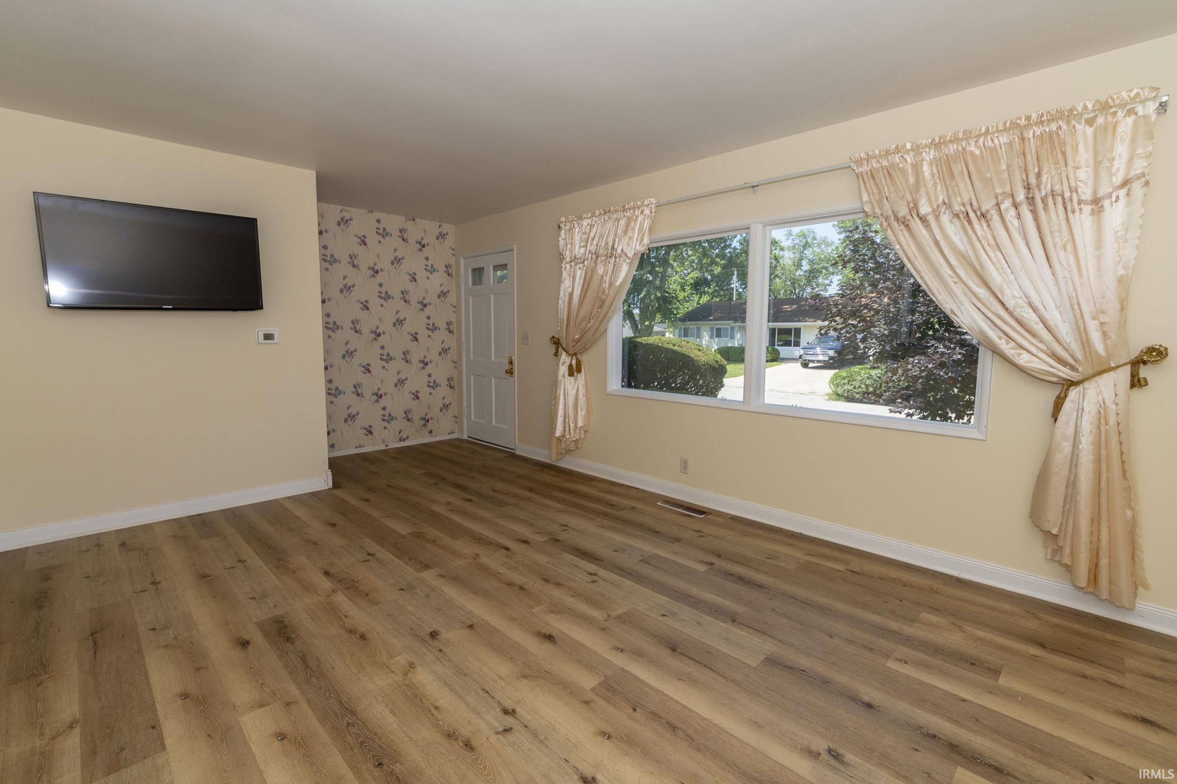 4542 Macdougall Court South Bend IN 46614