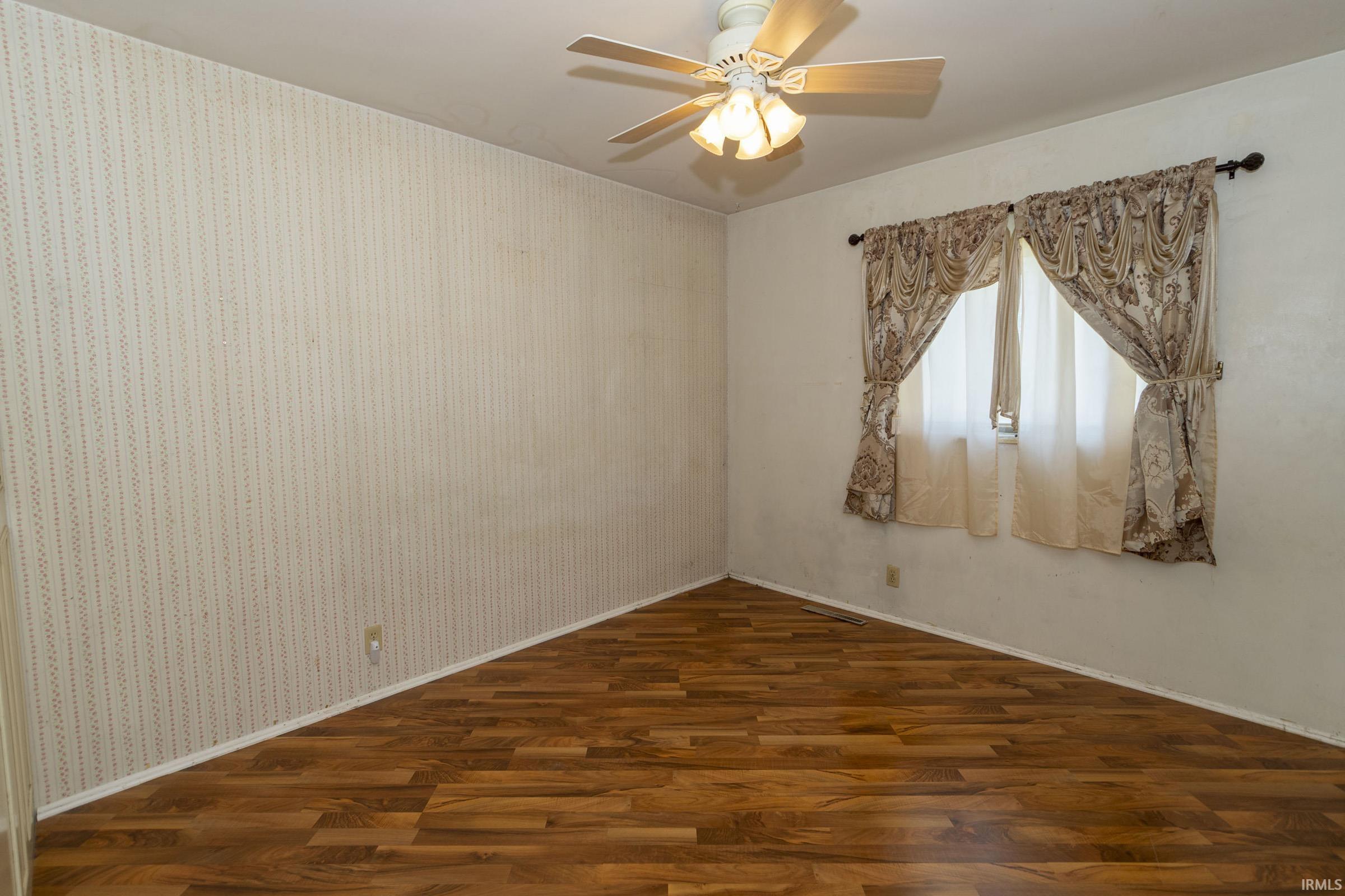 4542 Macdougall Court South Bend IN 46614