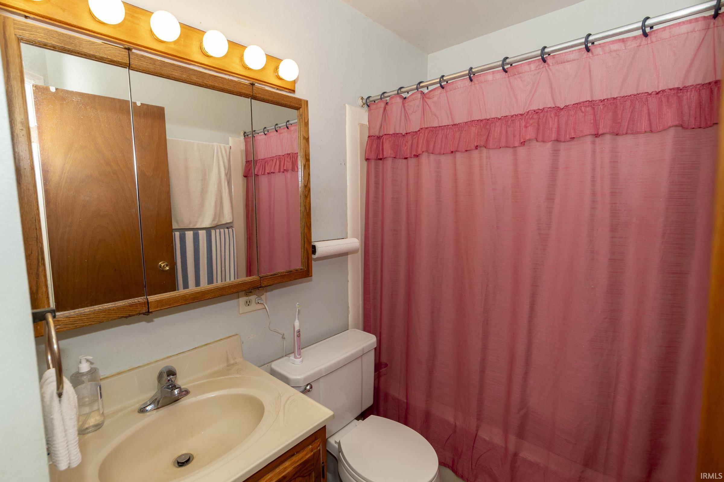 4542 Macdougall Court South Bend IN 46614