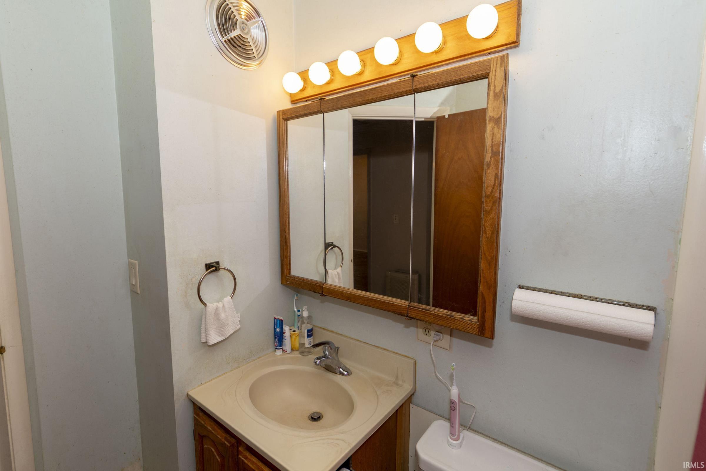4542 Macdougall Court South Bend IN 46614