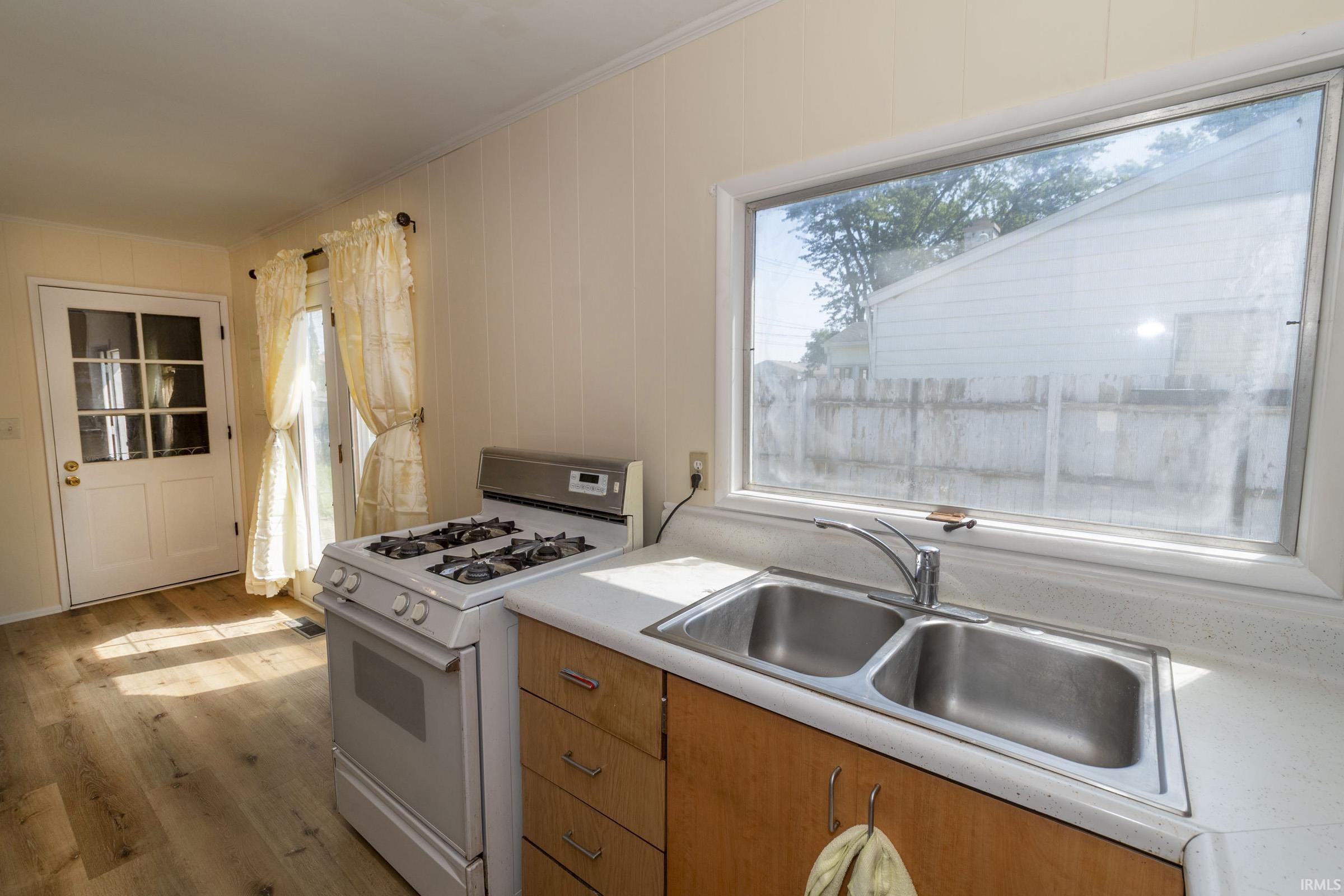 4542 Macdougall Court South Bend IN 46614